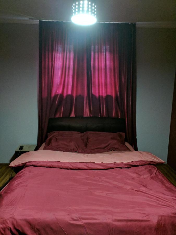 Your Hostel Tbilisi Esterno foto
