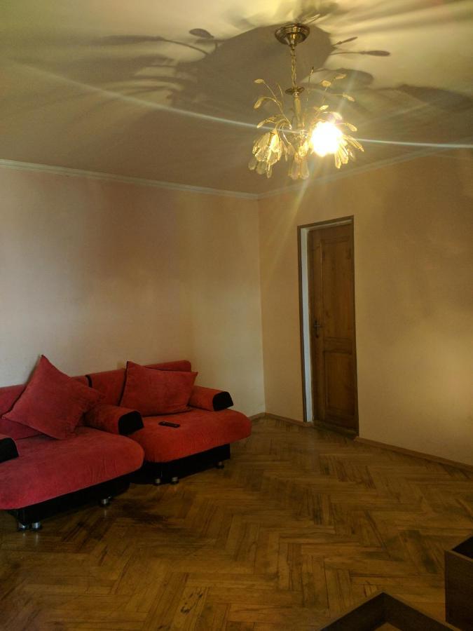 Your Hostel Tbilisi Esterno foto