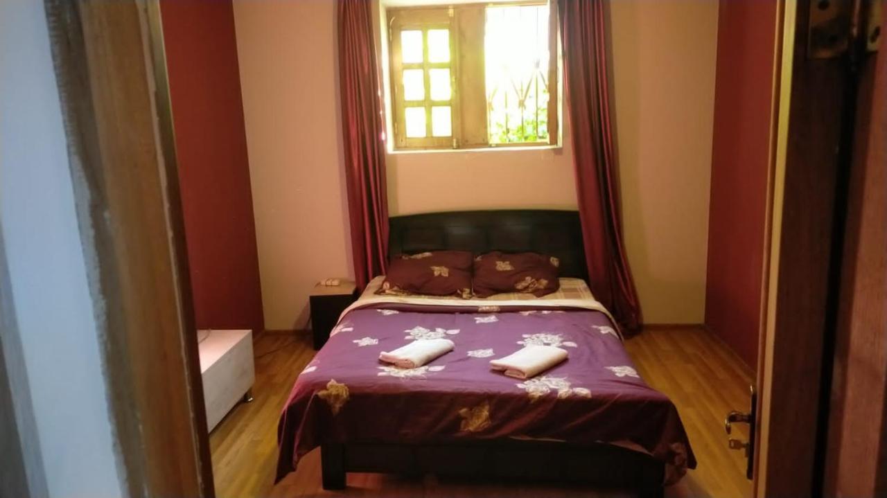 Your Hostel Tbilisi Esterno foto