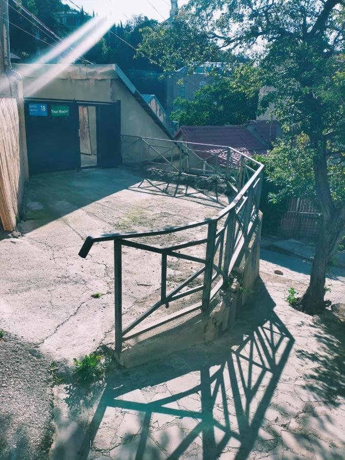 Your Hostel Tbilisi Esterno foto